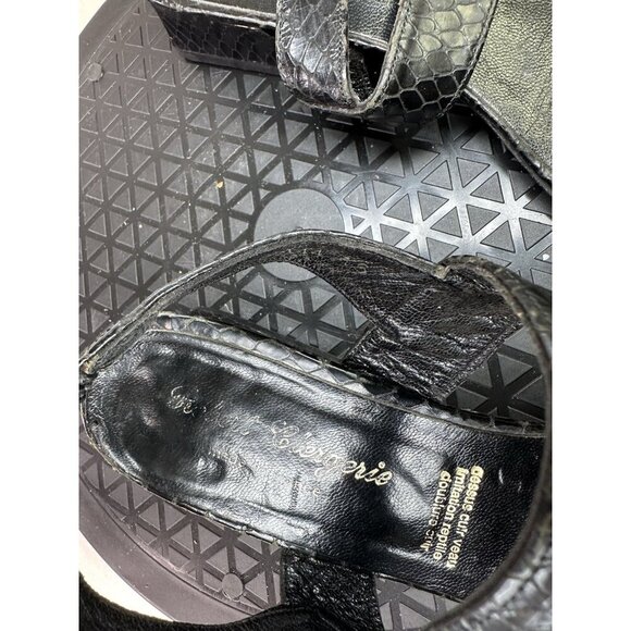 Robert Clergerie Strappy Sandals Black Reptile Embossed VTG 90s Sandals Sz 7.5 - Picture 3 of 10